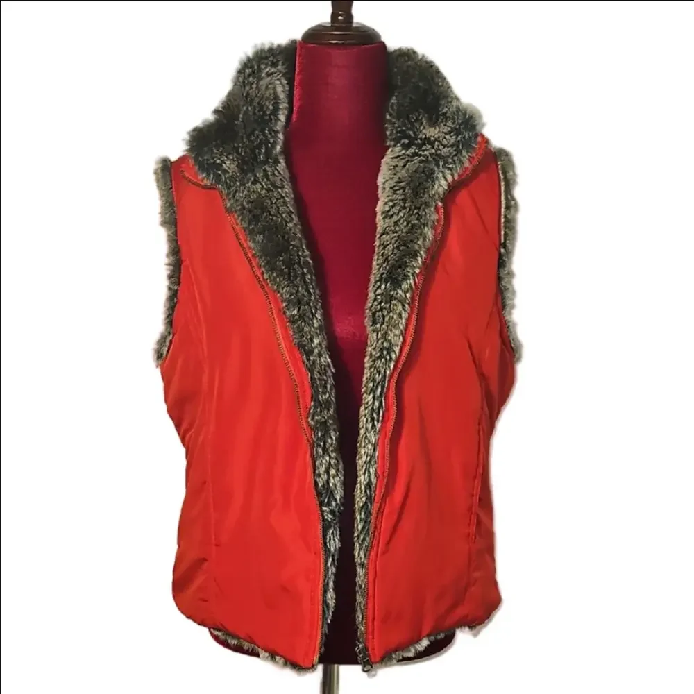 Women's Red Faux Fur Lined Vest Size Large